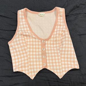 meraki Peach Trim Tank Top with Black Interior